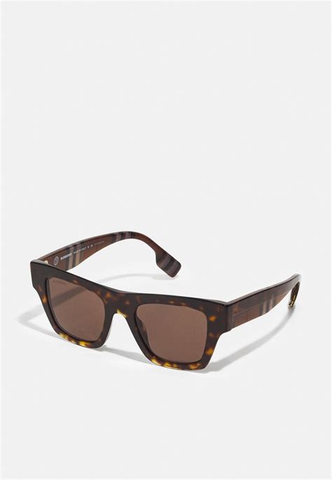 burberry checkered story